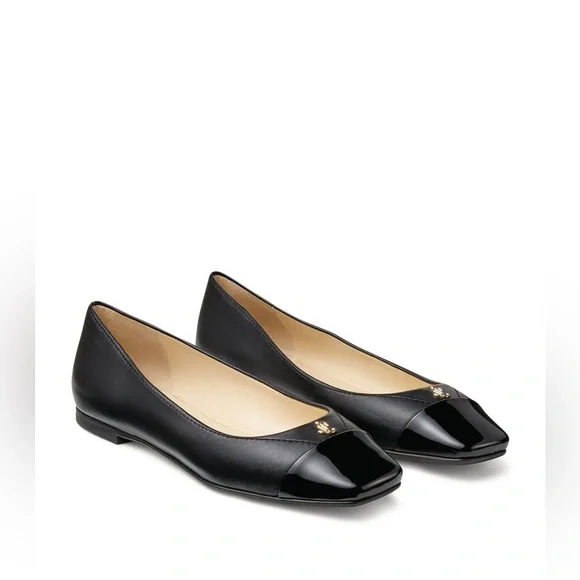 jimmy choo GISELA フラット 35.5 Jimmy Choo - Gisela Black Leather & Patent Cap Toe Flat
